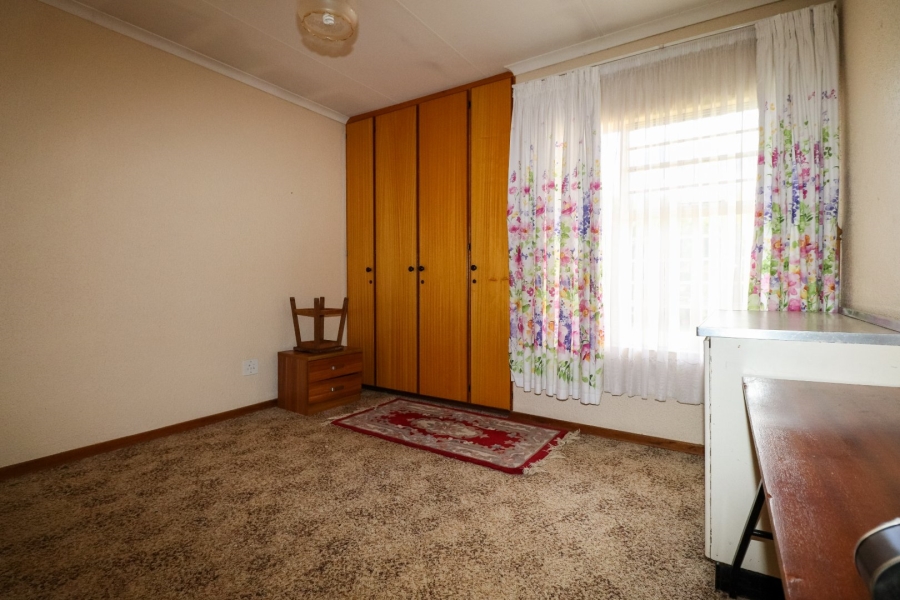 2 Bedroom Property for Sale in Oudorp North West